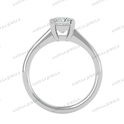Everly Diamond Ring